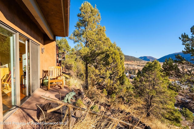 exterior space with a mountain view