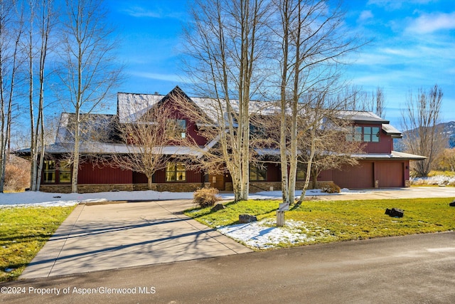 199 Bluestem Ct, Carbondale, CO 81623 - view of front of property featuring a front yard and a garage