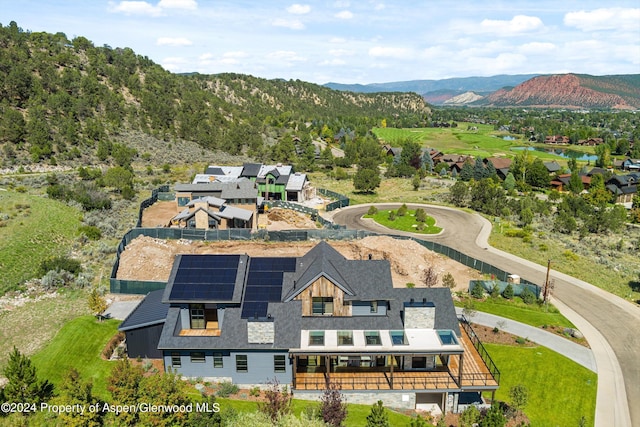 bird's eye view with a mountain view