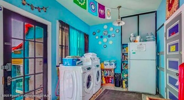 1021 Grand Ave, Glenwood Springs, CO 81601 - washroom with independent washer and dryer