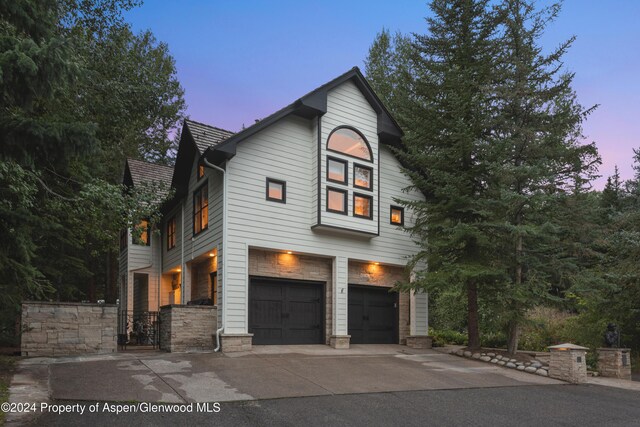 view of front of home featuring a garage