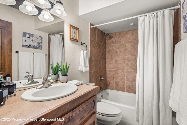 1472 W Main St, Carbondale, CO 81623 - bathroom with vanity and shower / tub combo