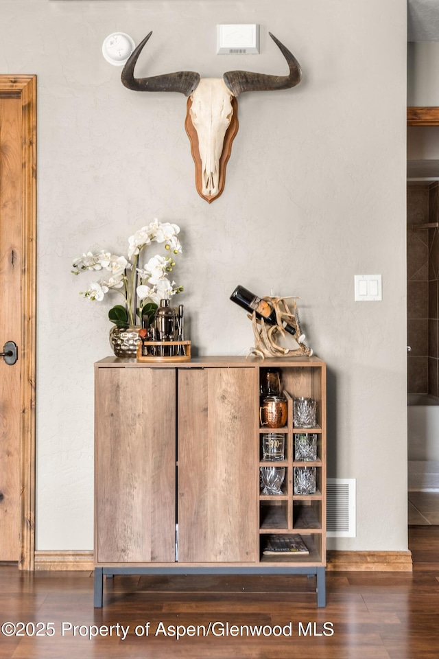 1472 W Main St, Carbondale, CO 81623 - detailed view of wood finished floors and baseboards