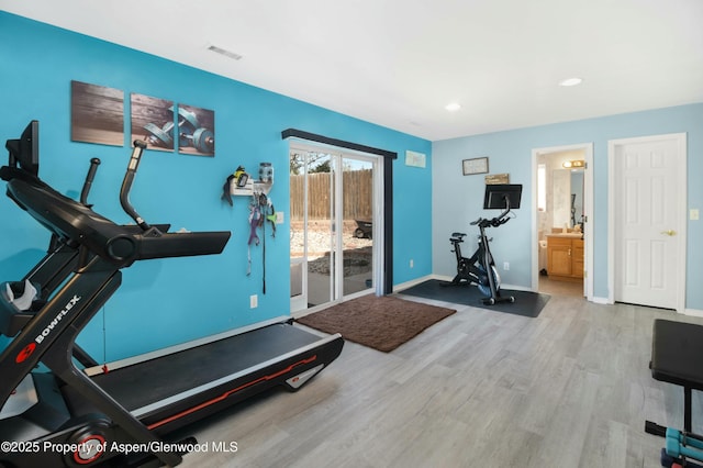 31 Hawthorne Way, Parachute, CO 81635 - workout area featuring baseboards, wood finished floors, visible vents, and recessed lighting