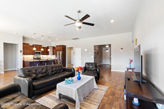 1326 Fairway Dr, Fruita, CO 81521 - living room with ceiling fan, hardwood / wood-style flooring, recessed lighting, visible vents, and baseboards