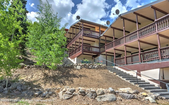 11101 County Road 117 Unit 3D, Glenwood Springs, CO 81601 - view of property featuring stairway