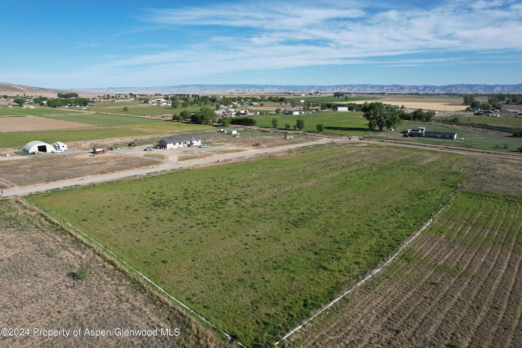 1254 M 1/4 Rd, Loma, CO 81524