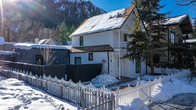 211 W Main St, Aspen, CO 81611 - view of front of home with a balcony