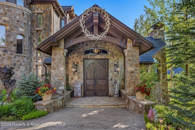 view of property entrance