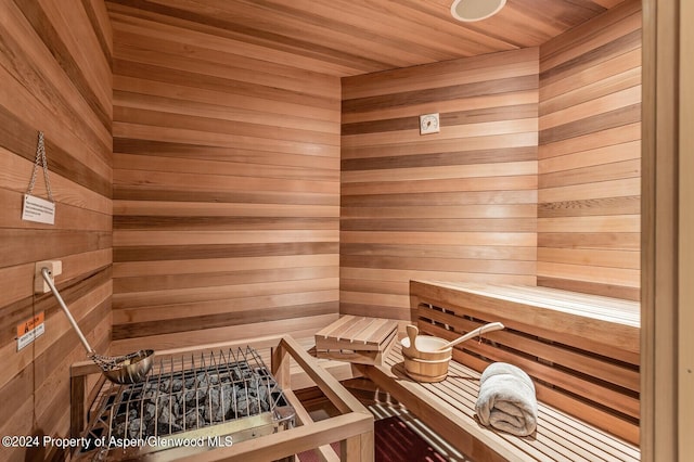 view of sauna / steam room