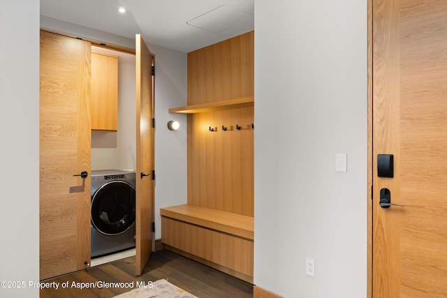 45 Wood Rd Unit 403, Snowmass Village, CO 81615 - laundry area featuring washer / clothes dryer, cabinet space, and wood finished floors