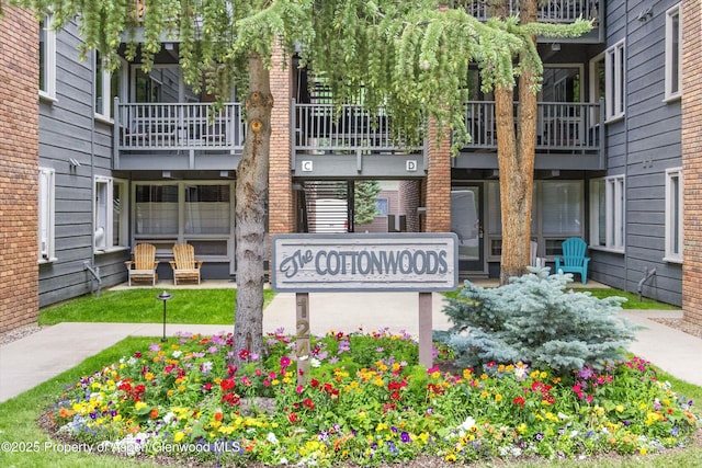 124 W Hyman Ave Unit 3B, Aspen, CO 81611 - view of community sign