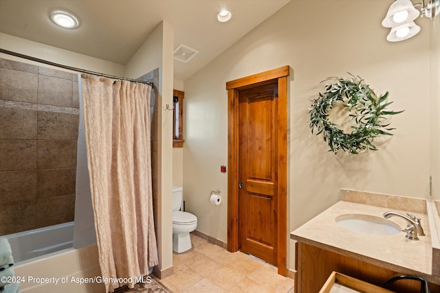 full bathroom featuring vanity, shower / bath combination with curtain, lofted ceiling, and toilet