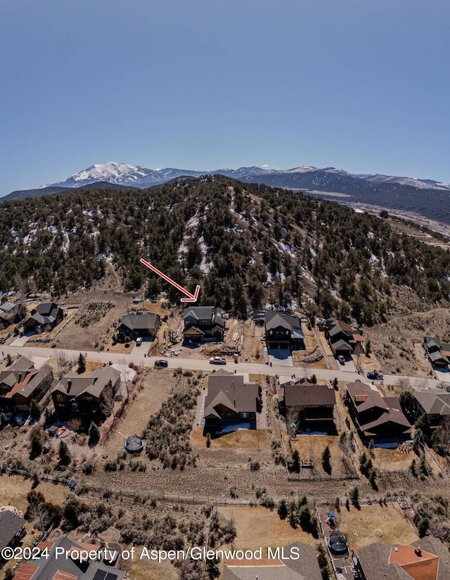 bird's eye view featuring a mountain view