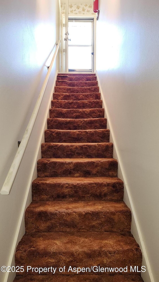 936 Legion St, Craig, CO 81625 - view of stairway
