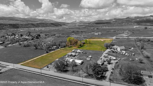 bird's eye view featuring a mountain view