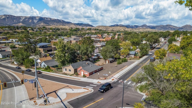 bird's eye view featuring a mountain view