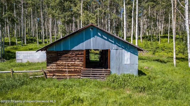 view of outbuilding