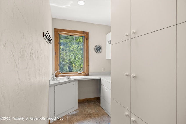 117 Deer Ln, Marble, CO 81623 - bathroom featuring stone finish floors, vanity, recessed lighting, and washer / clothes dryer
