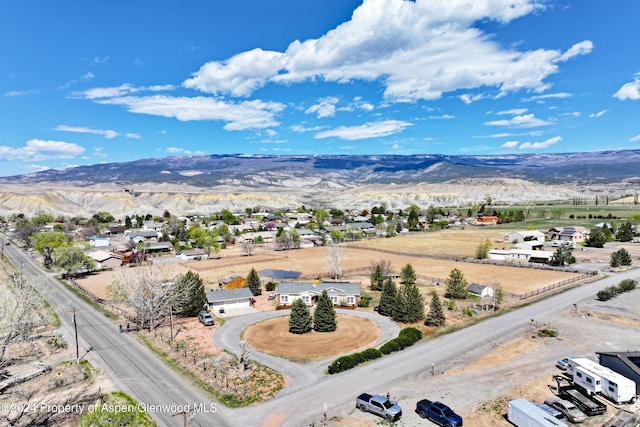 bird's eye view with a mountain view