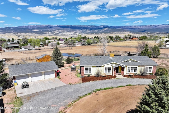 bird's eye view featuring a mountain view