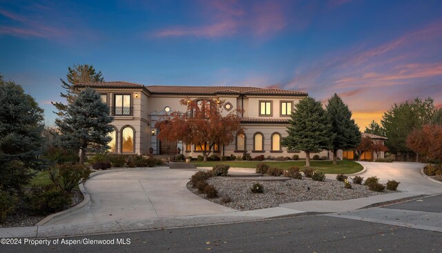 view of mediterranean / spanish-style house