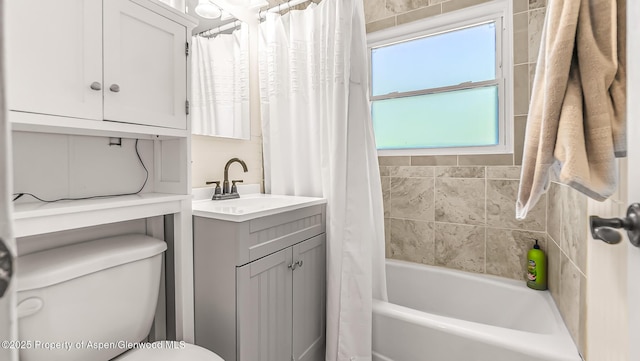1028 Breeze St, Craig, CO 81625 - bathroom with toilet, shower / tub combo, and vanity