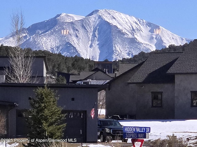 property view of mountains