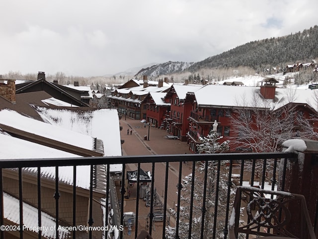 exterior space featuring a mountain view