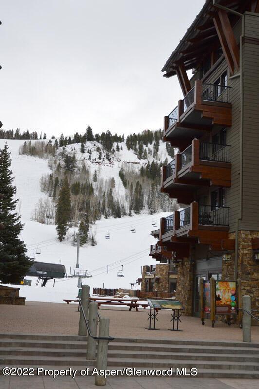 exterior space featuring a mountain view