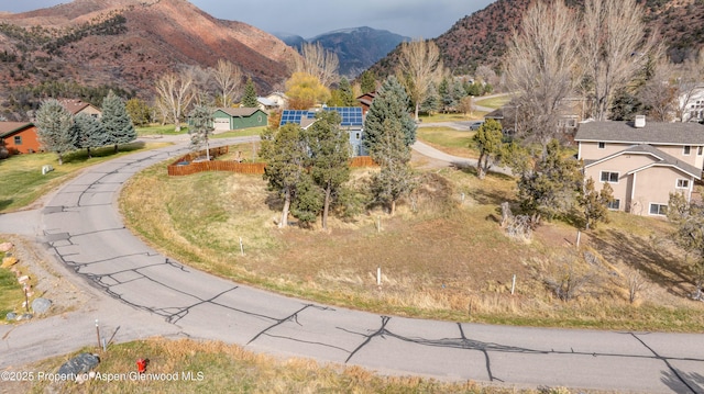 Listing photo 2 for 476 Canyon Creek Dr, Glenwood Springs CO 81601