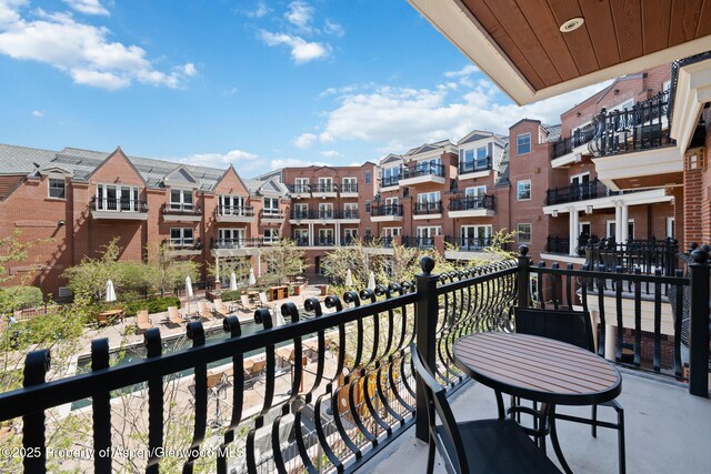 415 E Dean St Week 31, St, Aspen, CO 81611 - view of balcony