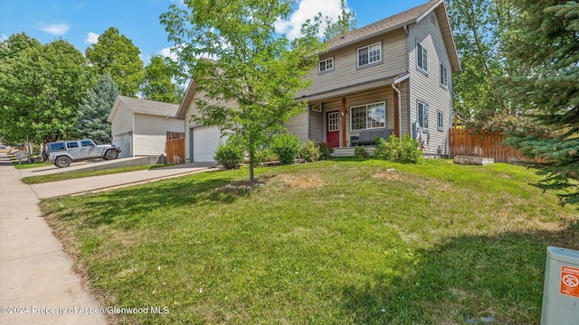 view of front of property with a front yard