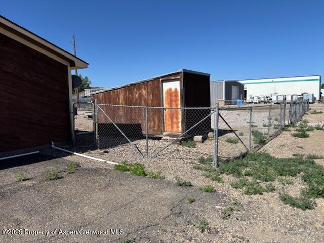 1598 N Yampa Ave, Craig, CO 81625 - view of outdoor structure featuring a gate