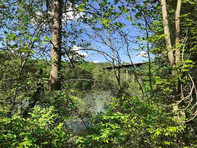 Listing photo 2 for TBD Round Bottom Rd, Morgantown WV 26508