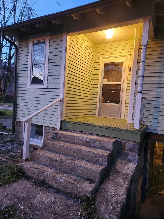 view of property entrance