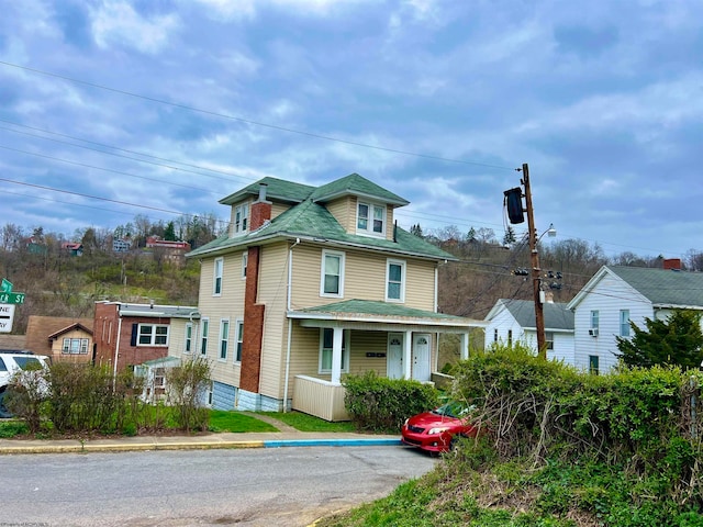 view of front of home featuring a porch