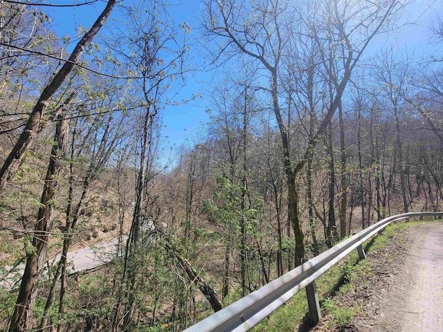 Listing photo 3 for TBD Holbert Rd, Fairmont WV 26554