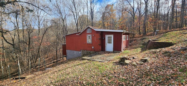 view of outbuilding