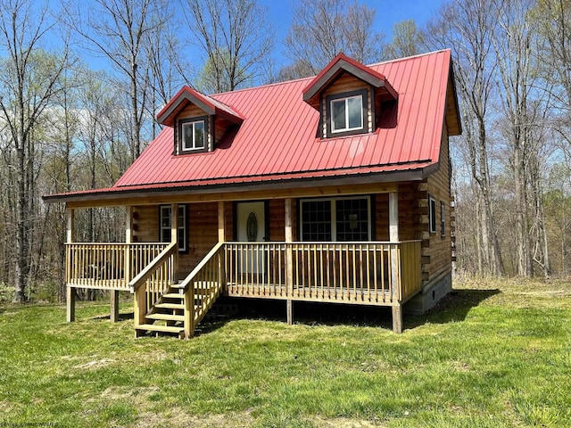 view of front of property with a front lawn and a porch