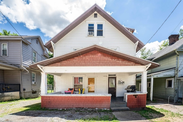 bungalow featuring a porch