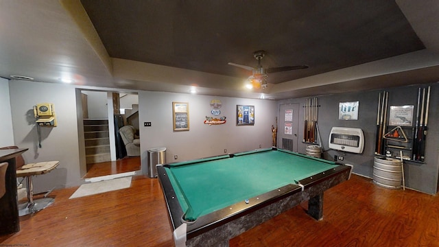 rec room with ceiling fan, wood-type flooring, and pool table