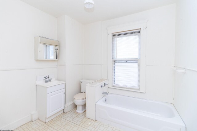 empty room with dark wood-type flooring, ceiling fan, and ornamental molding