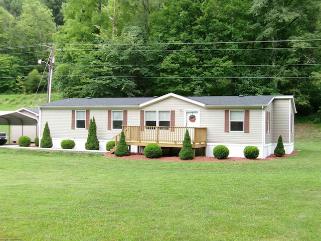 view of front of house featuring a carport, a wooden deck, and a front lawn