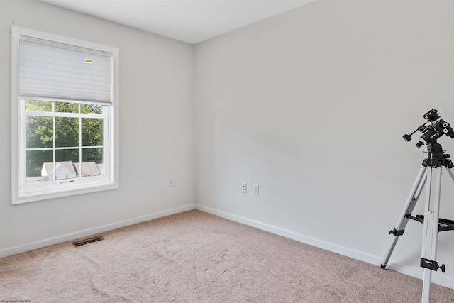 empty room with carpet