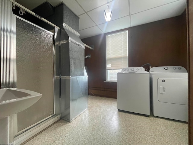 laundry room featuring independent washer and dryer