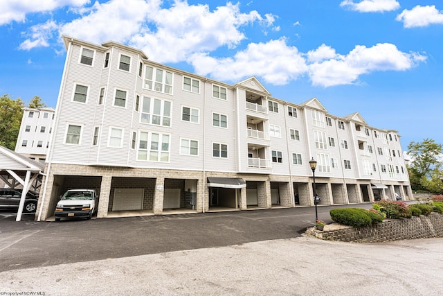 view of building exterior