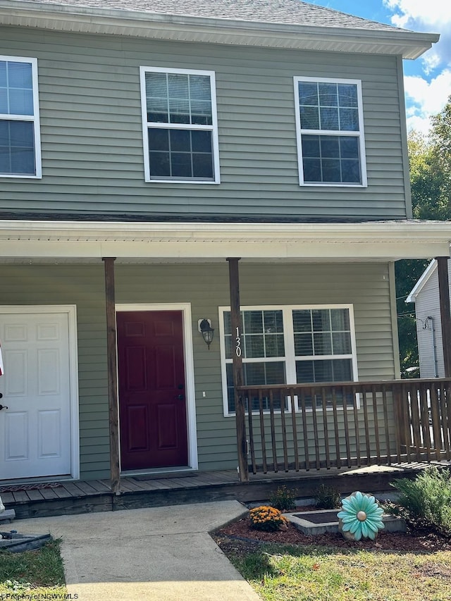 view of front of house featuring a porch