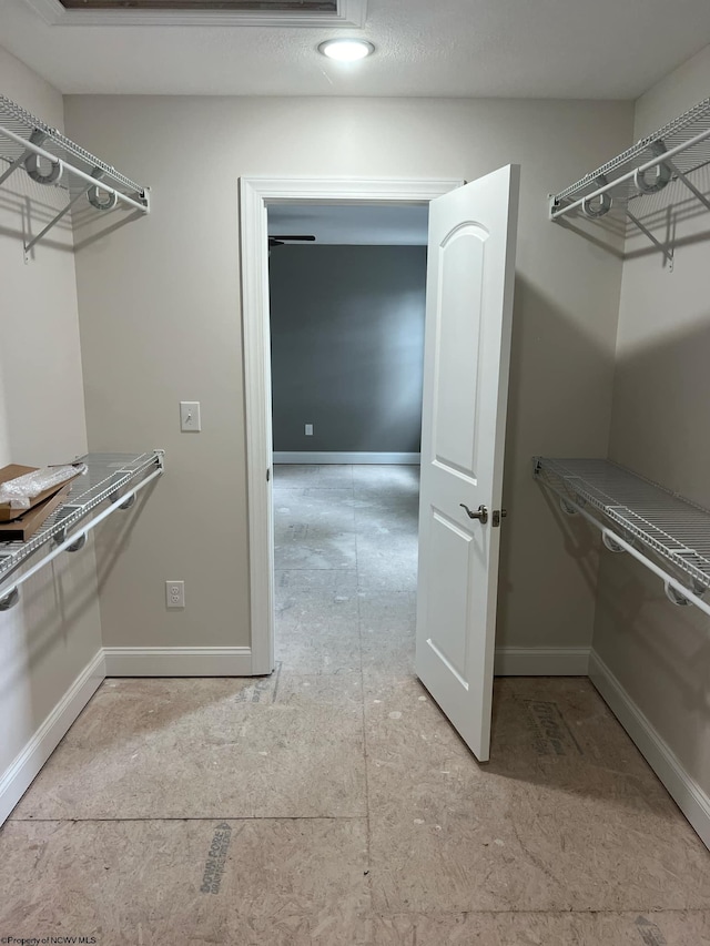 view of spacious closet