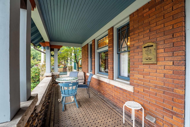 view of patio / terrace with a porch